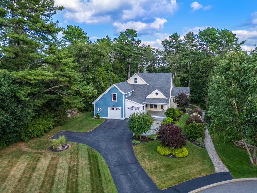 10 Morning Walk Lane Kennebunk