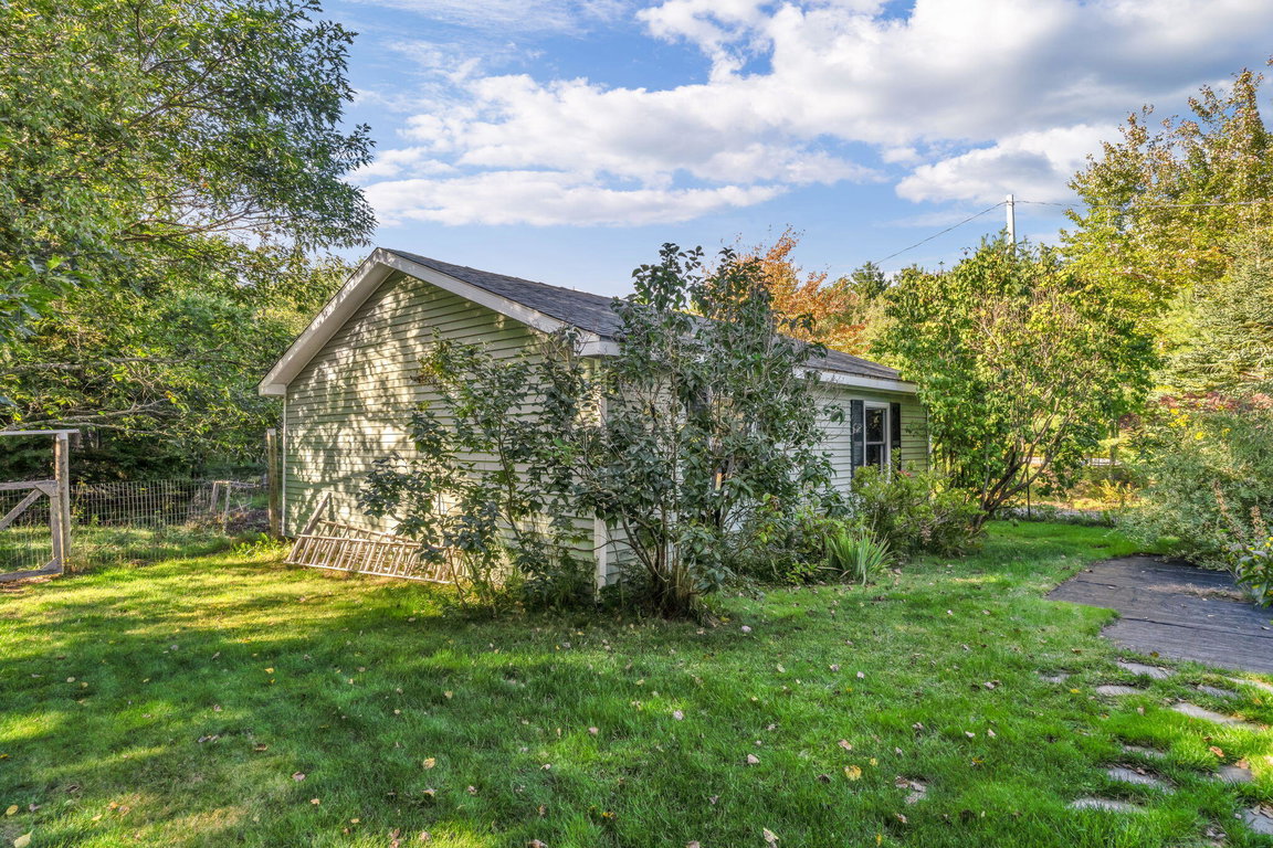 46-web-or-mls-736-eagle-lake-rd