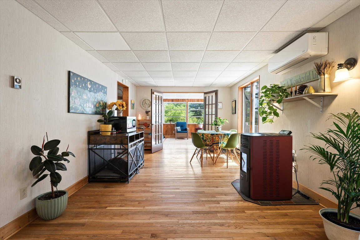 14-Living Room