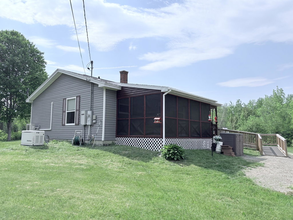 490 Woodville Road Woodville