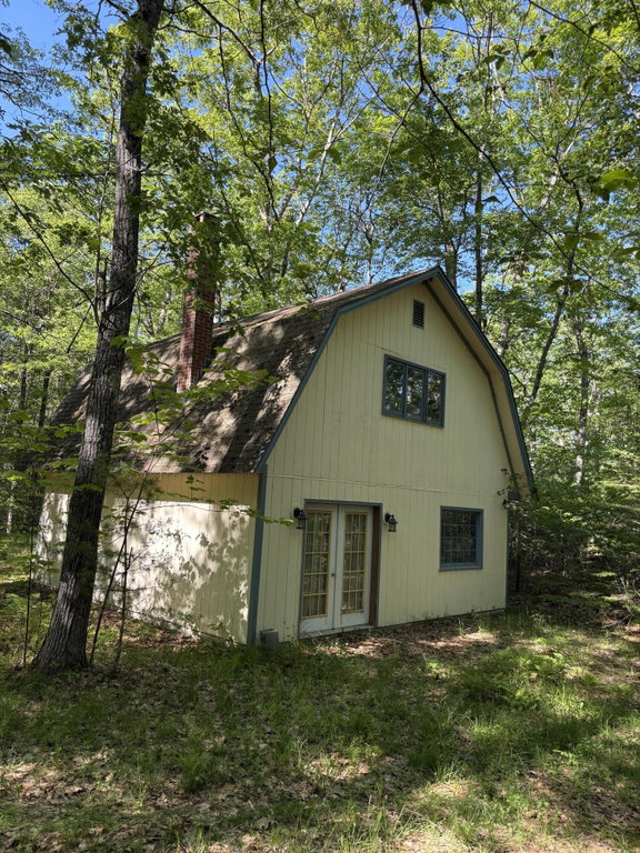 237 Rock Schoolhouse Road Bristol