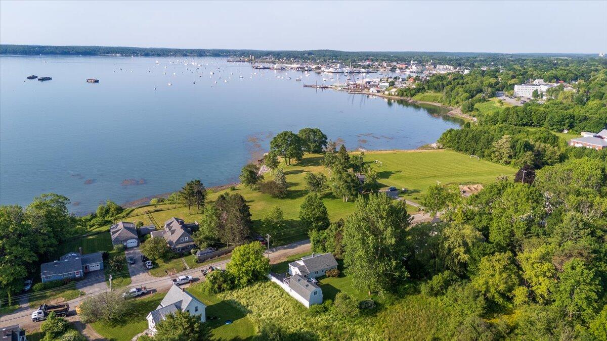 60 Waldo Avenue Rockland