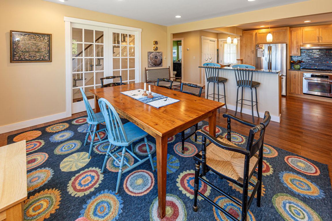 Dining & Kitchen