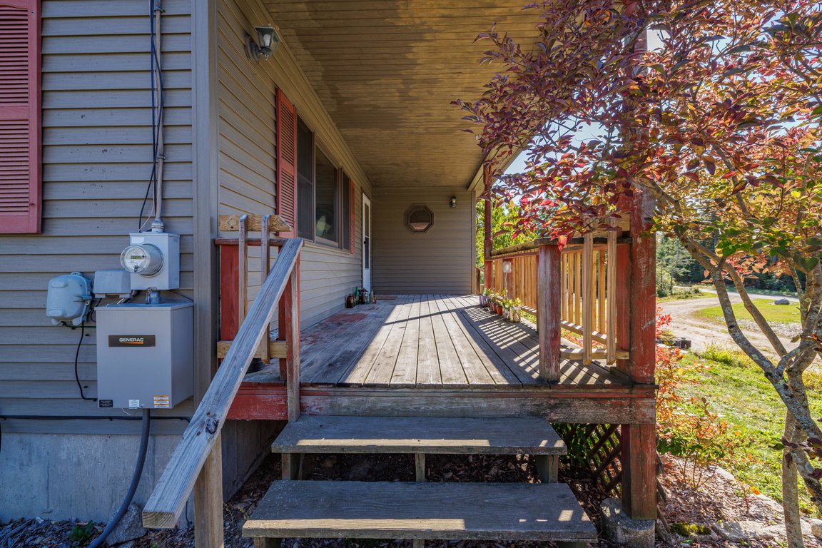 70-219 Eggomoggin Road-DTP