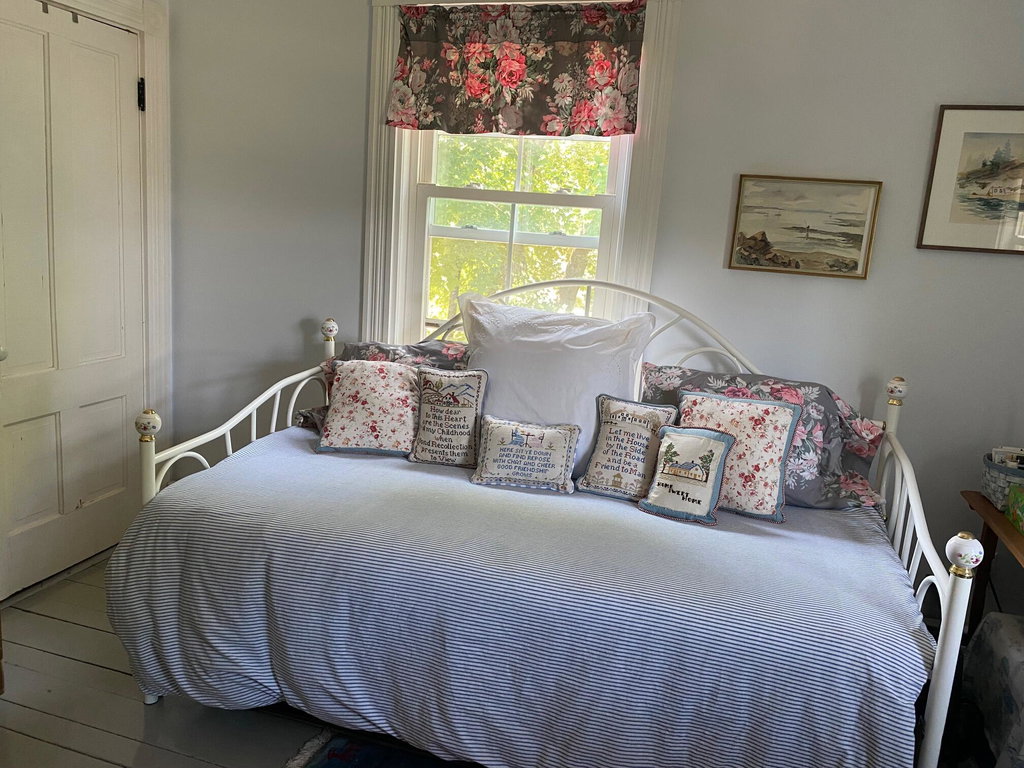 3rd Bedroom/Office