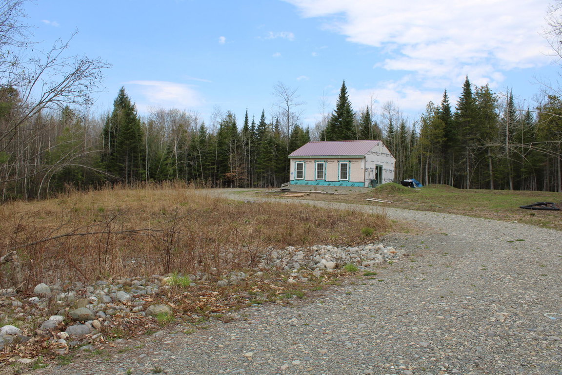 449 Airport Road Norridgewock