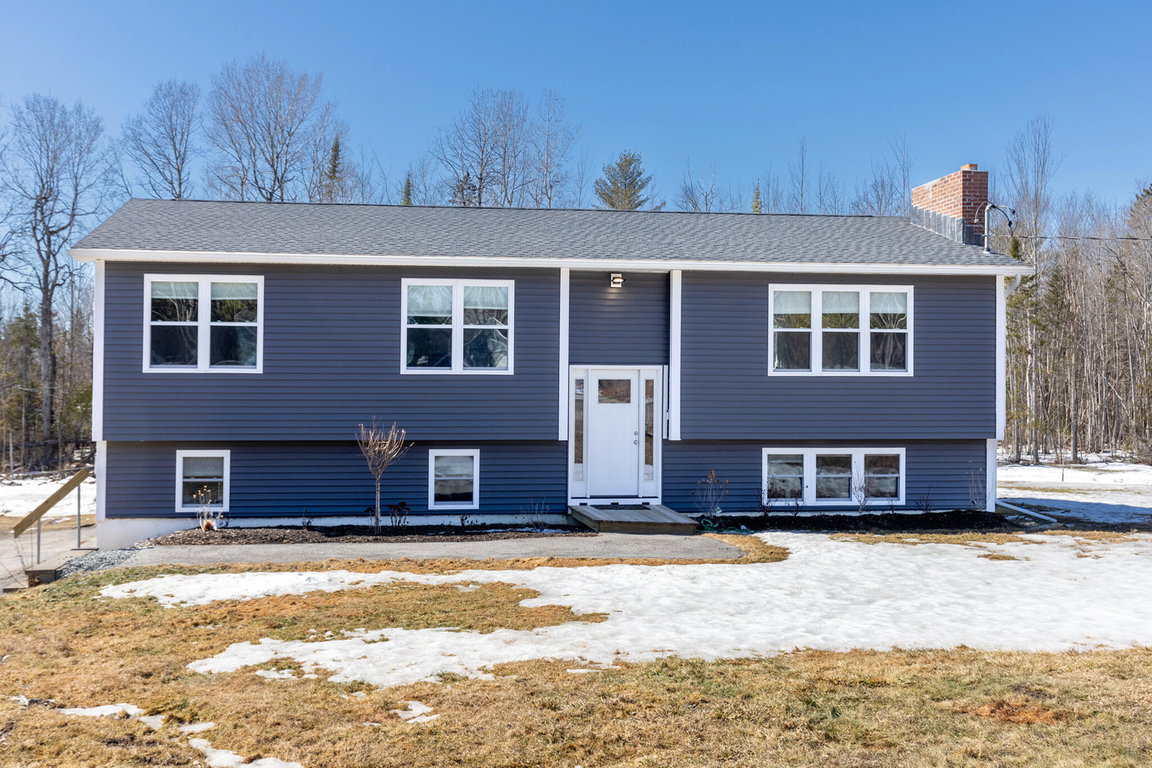 56 Wendy Acres Drive Hermon