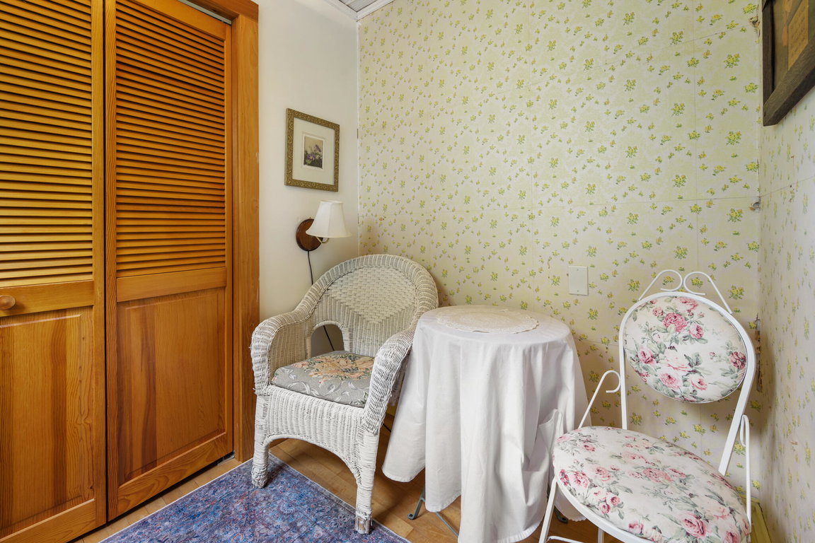 Sitting Area