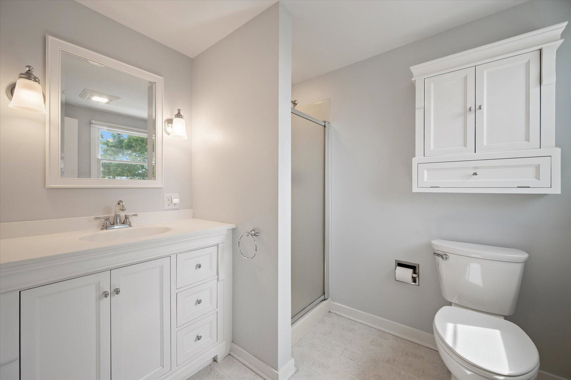 04-Primary Bathroom
