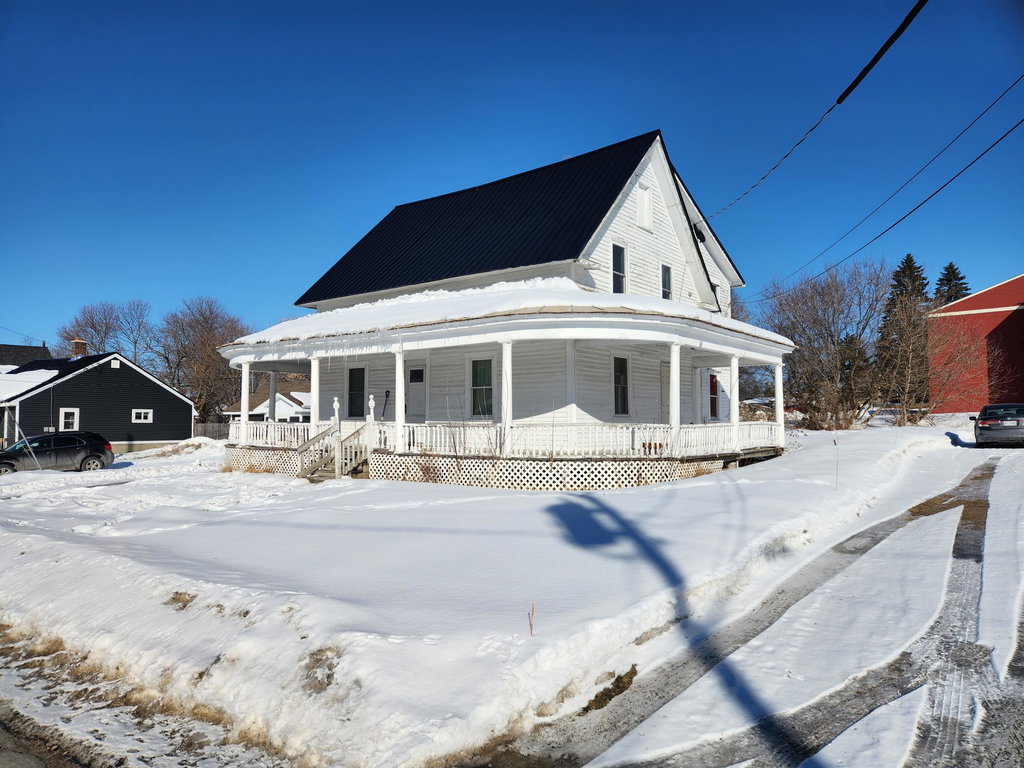 25 Howard Street Presque Isle