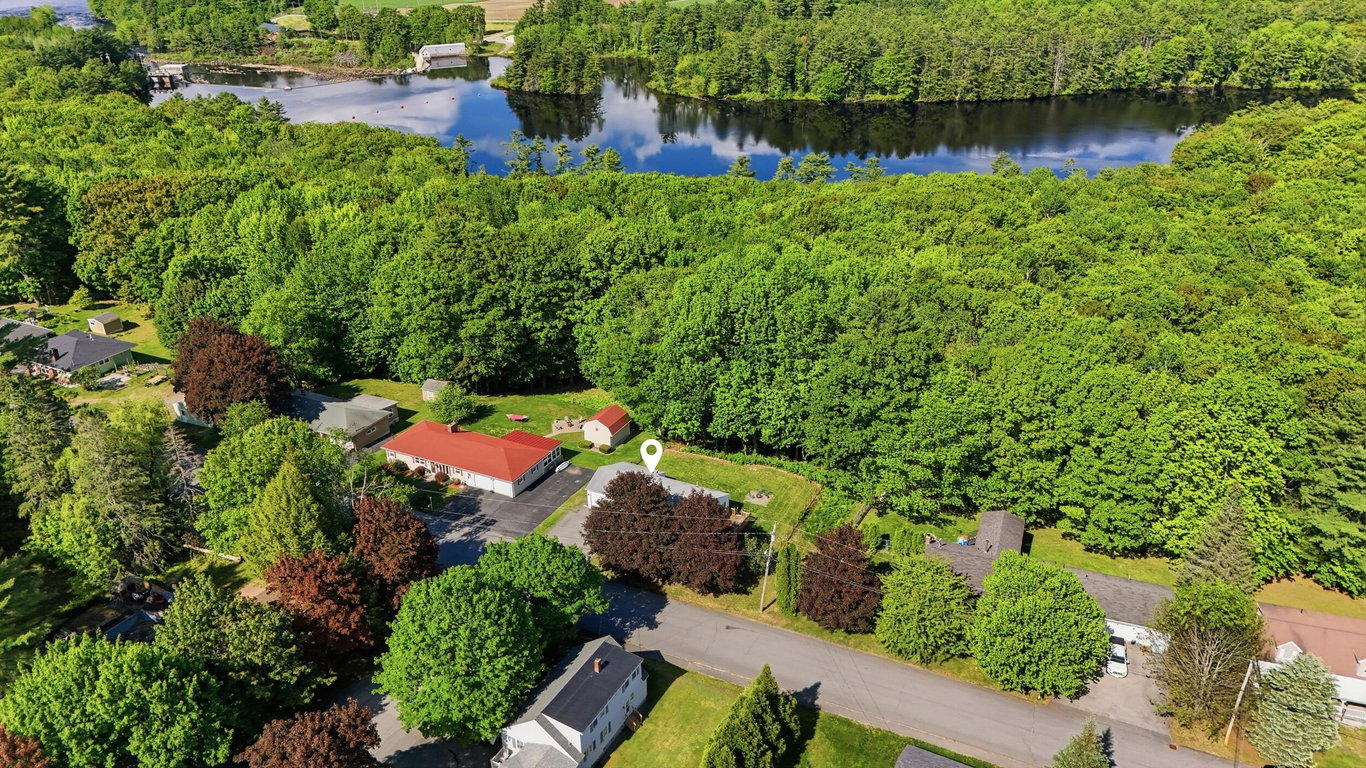 12 Saint Patrick Avenue Lewiston