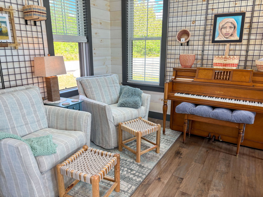 Great Room (11)