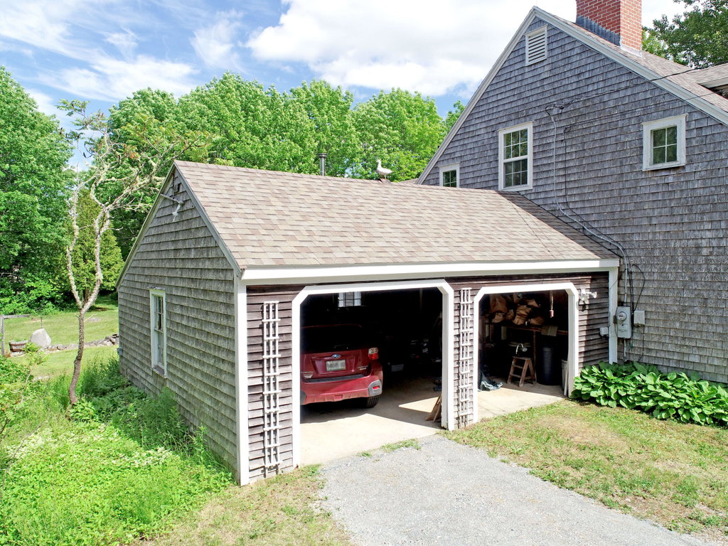 Exterior Home (3)