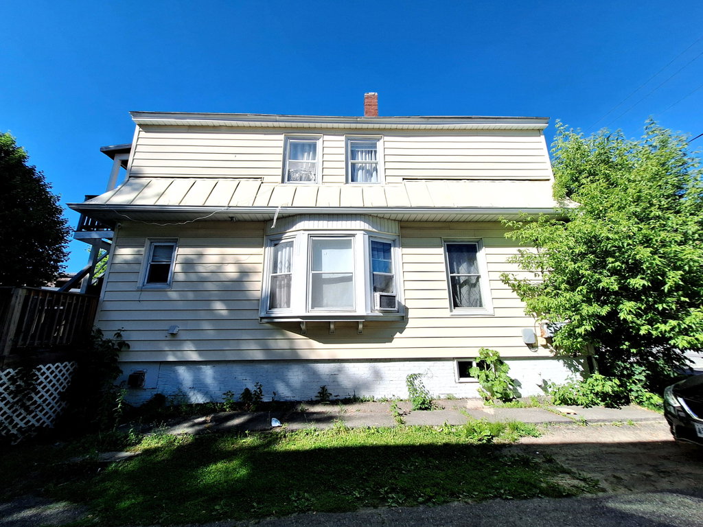 22 Wood Street Lewiston