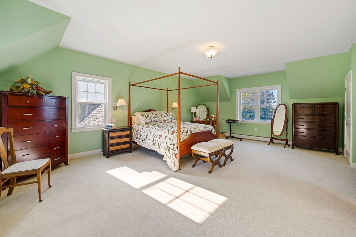 Large Primary Bedroom