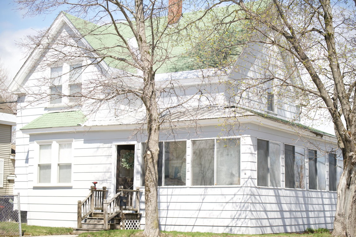 17 Katahdin Avenue Millinocket