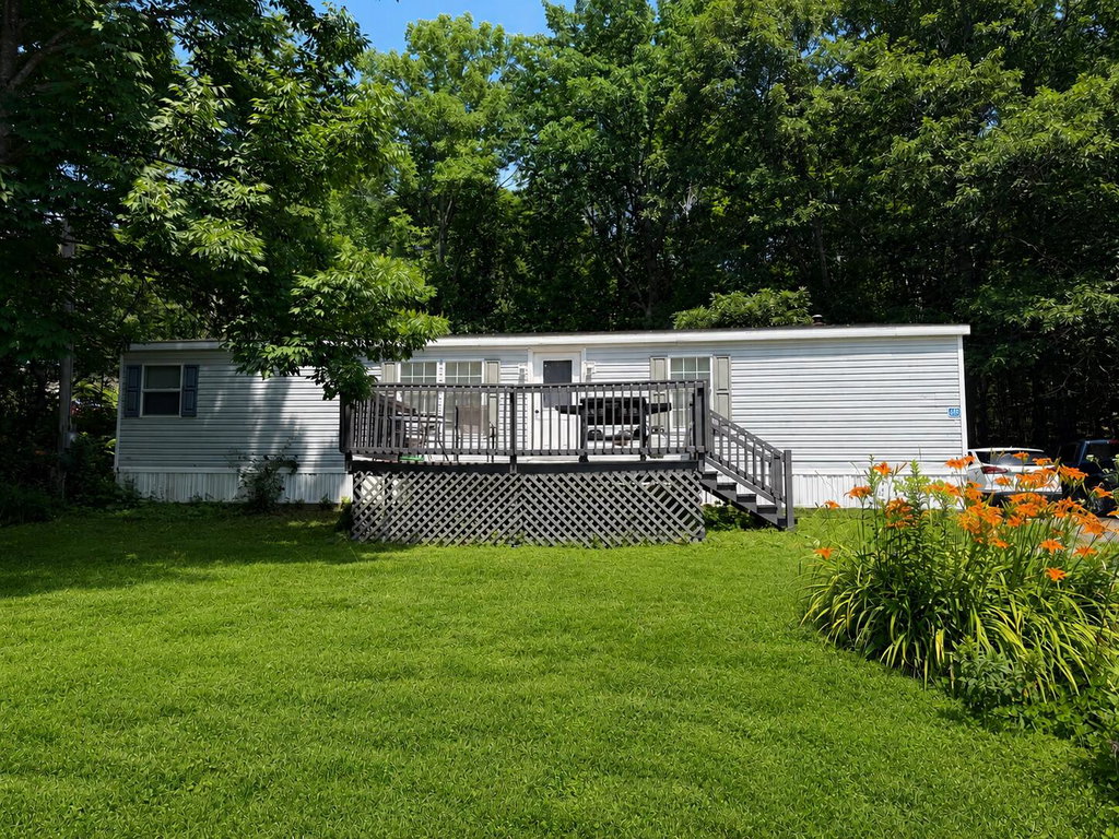 683 River Road Bucksport