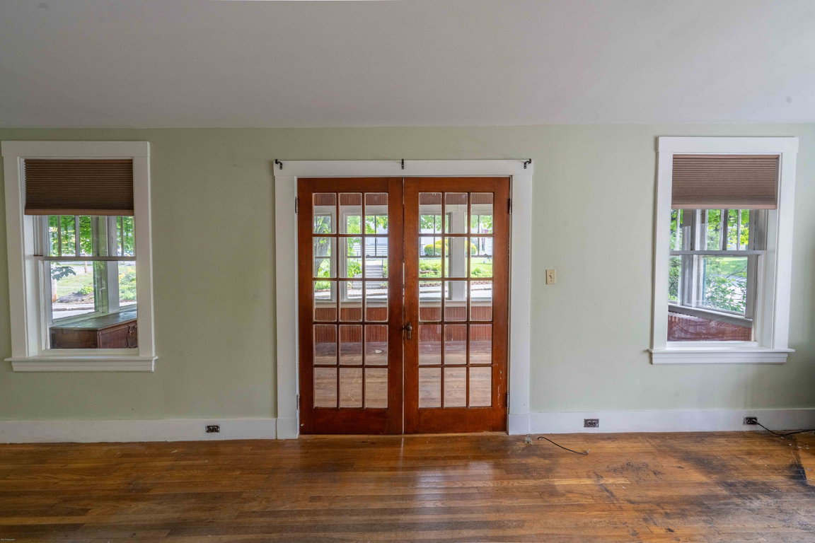 Living Room 3