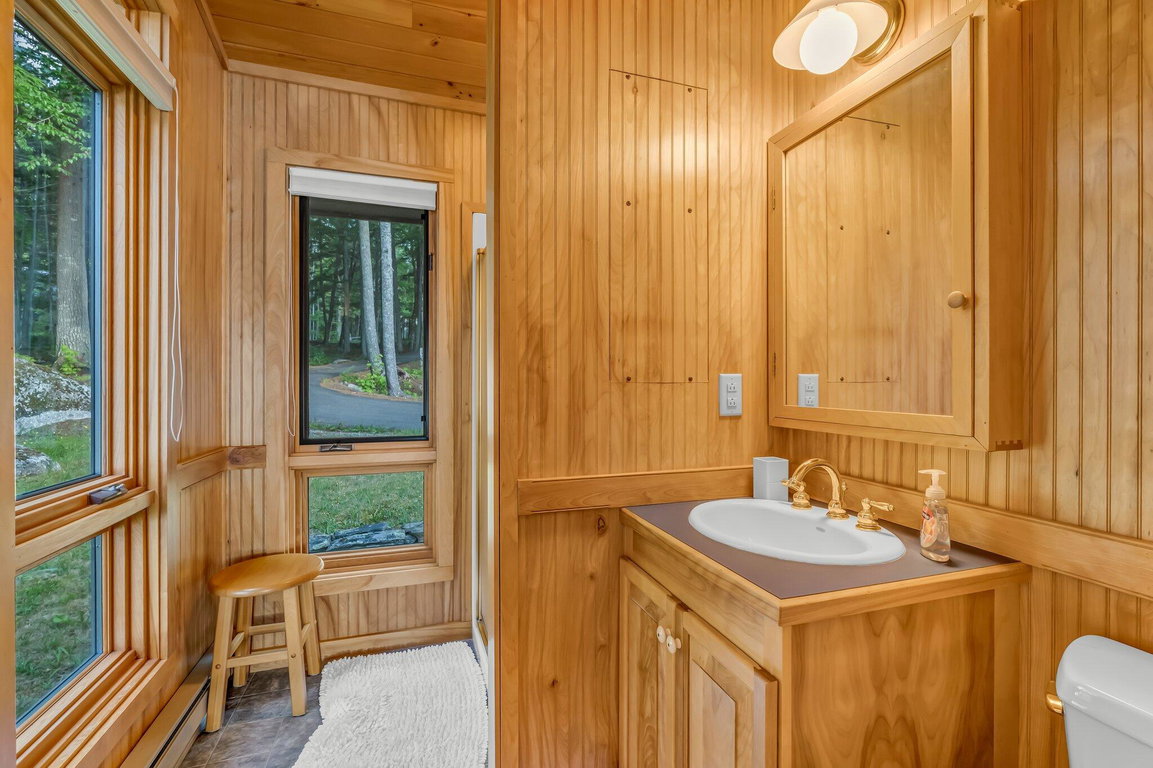 46-web-or-mls-194-branchview-dr