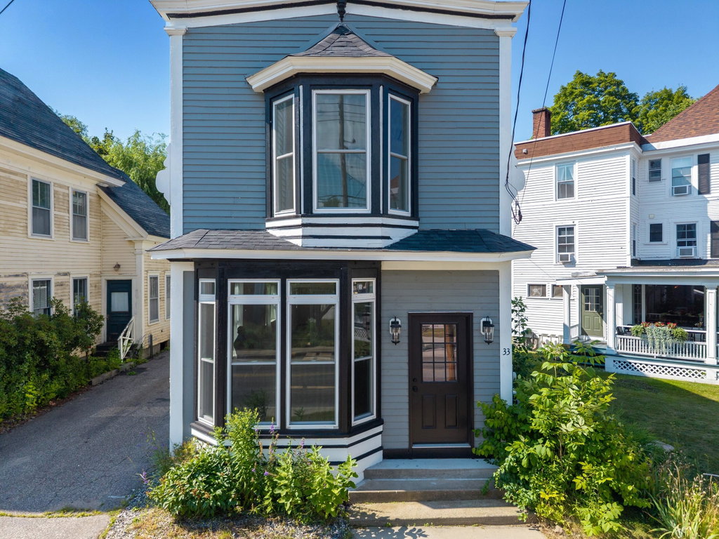33 Main Street Cornish
