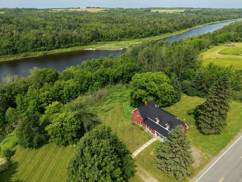 316 Parkhurst Siding Road Presque Isle