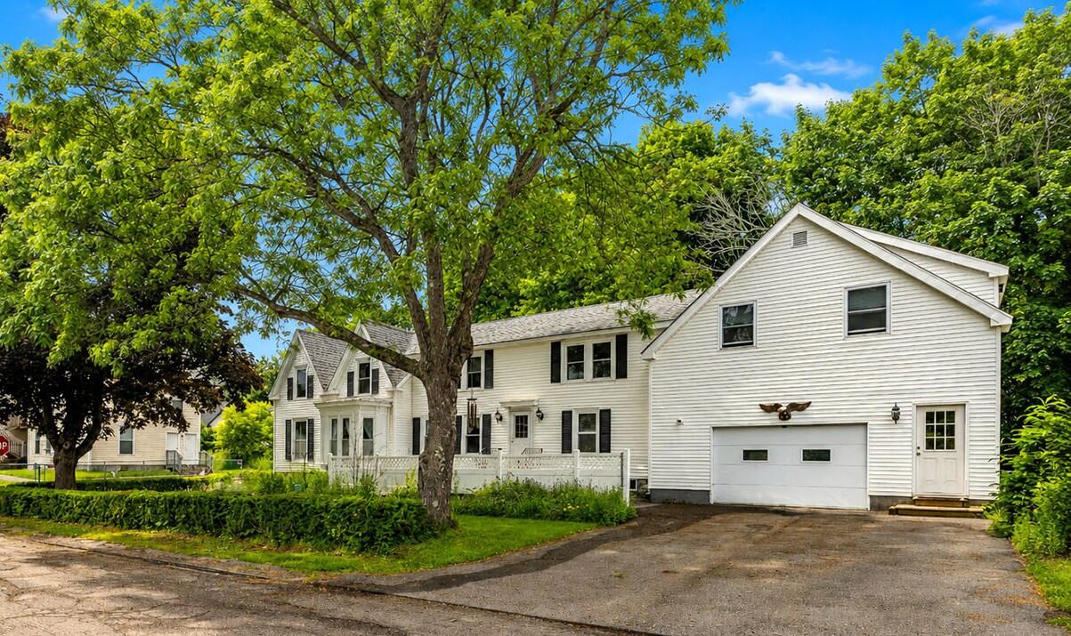 27 Warren Street Rockland