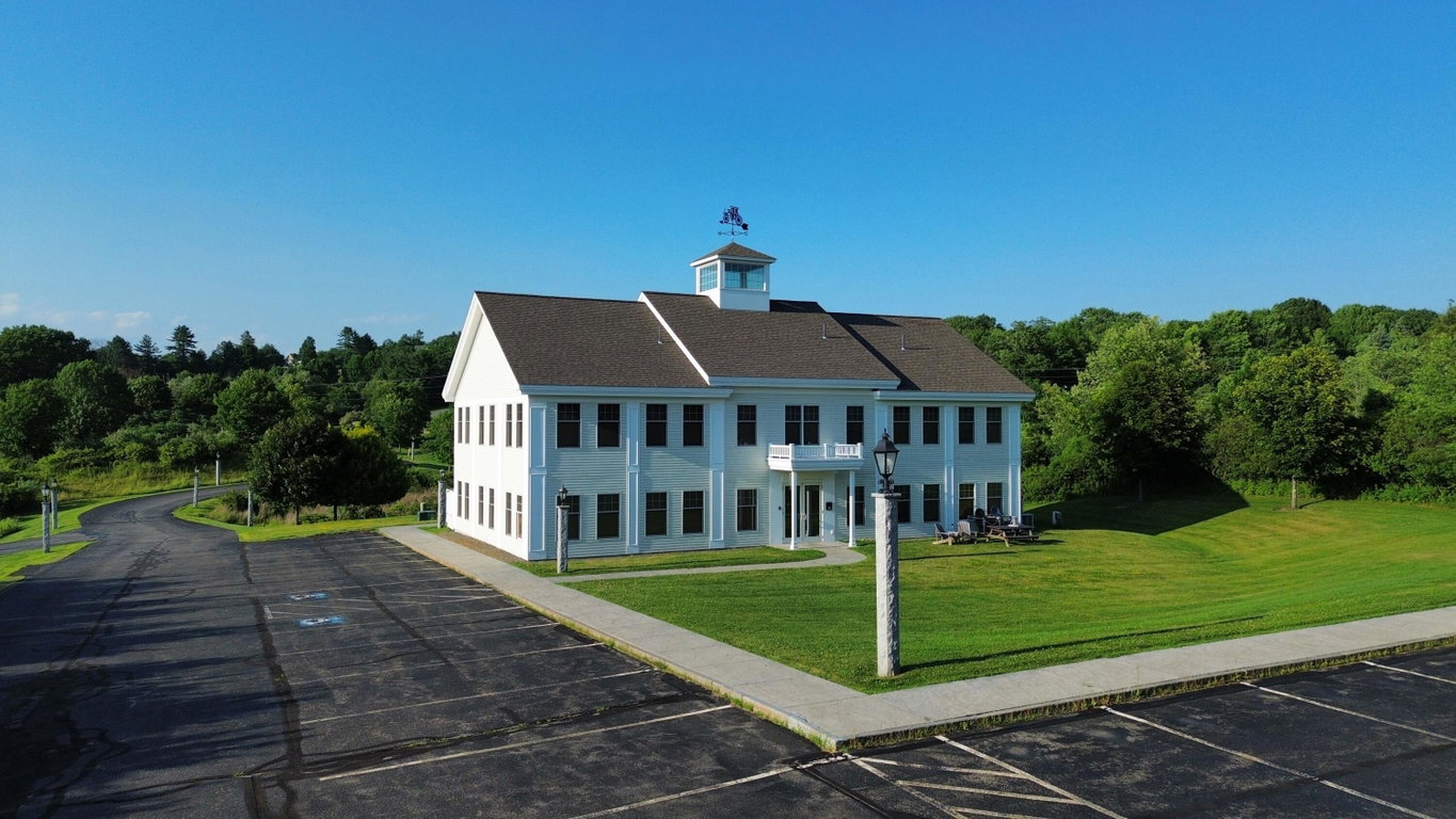 22 Carriage Lane Hallowell