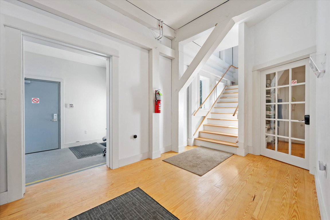 23-380 Ellsworth Rd
