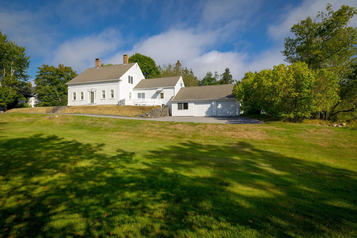 200 Surry Road Ellsworth