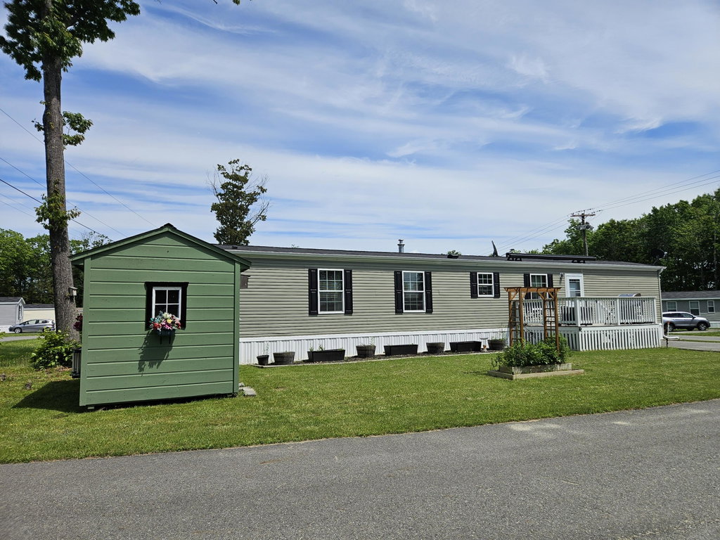 43 Punky Lane Waterville