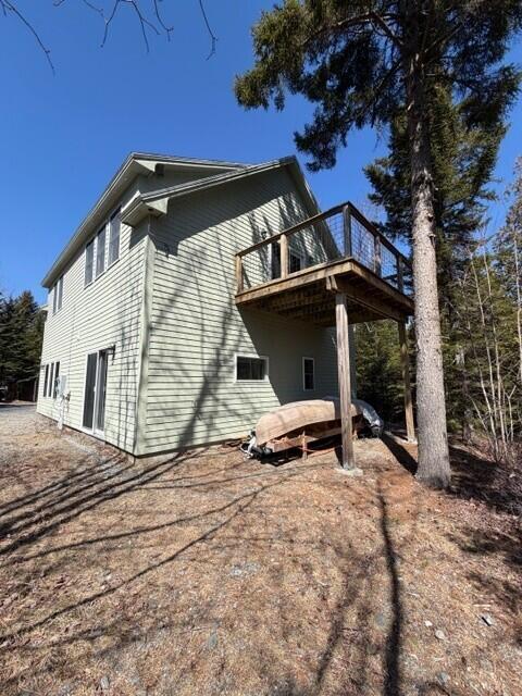 House back wih deck