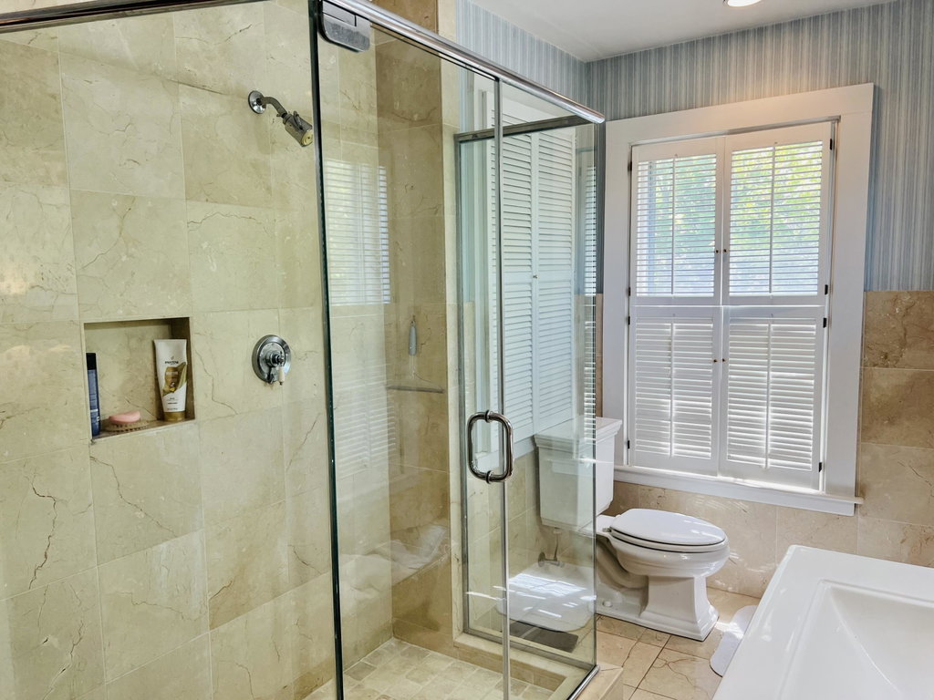 Full bath second floor