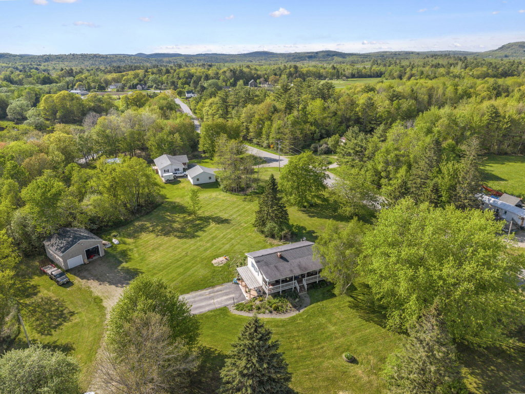 9 Marsh Stream Road Frankfort
