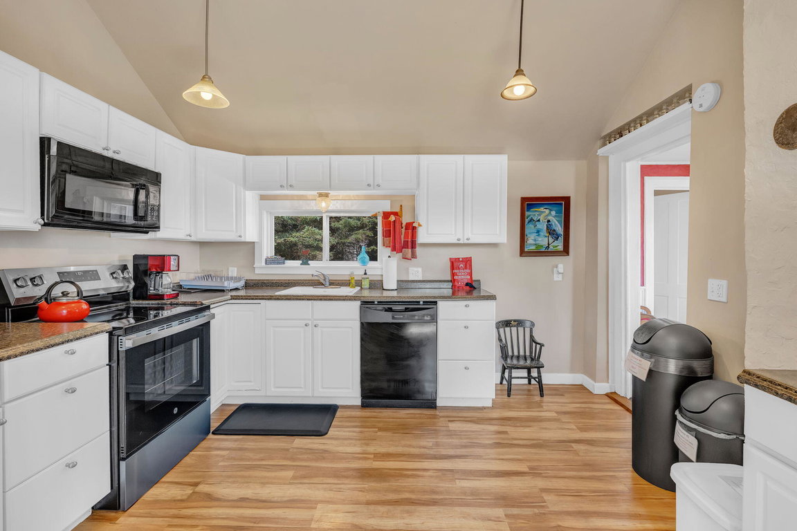 4-web-or-mls-456-cranberry-rd