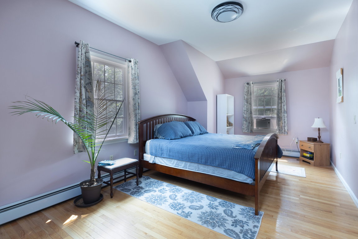 upstairs bedroom 2a