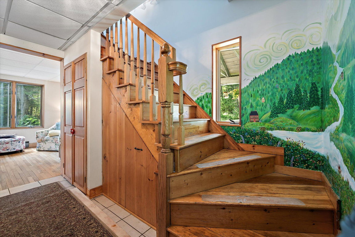 27-Staircase