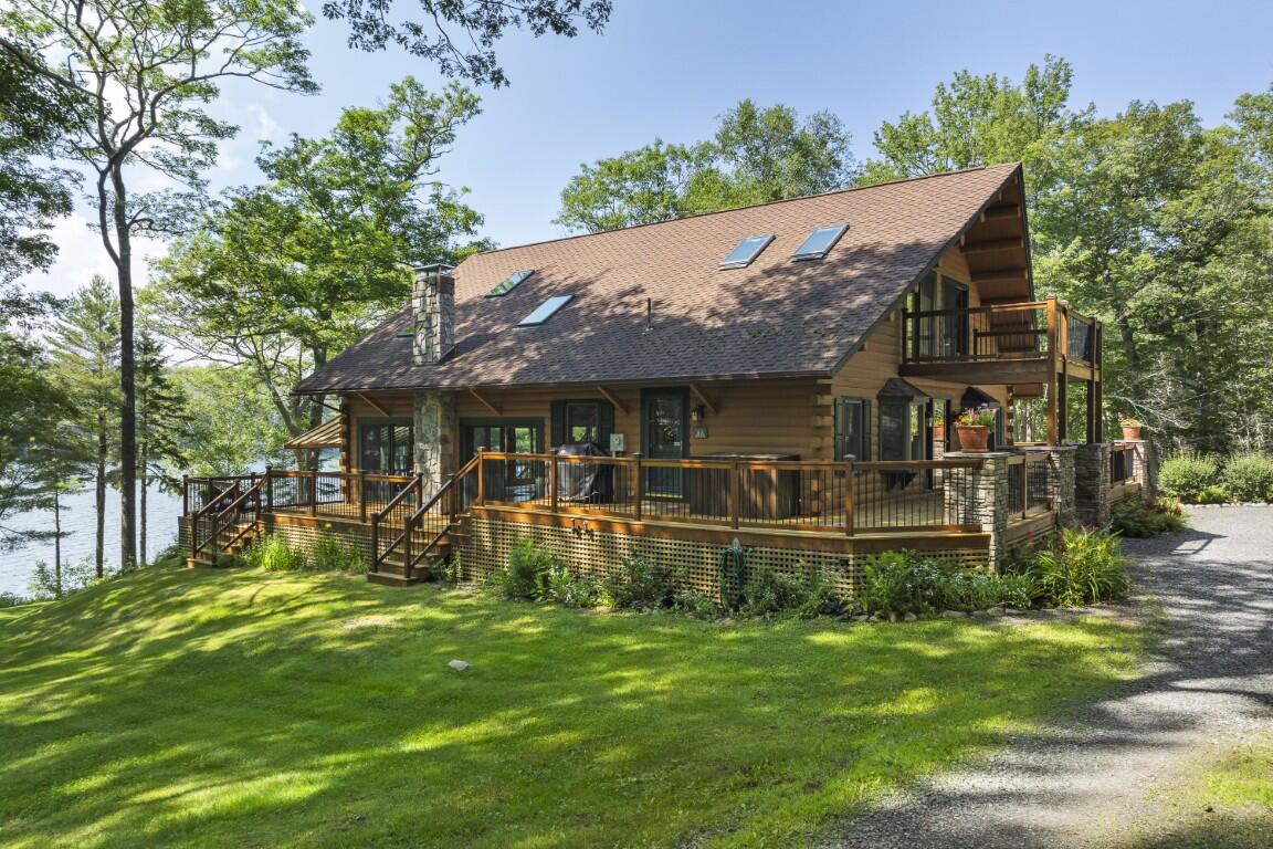 44 Stone Point Lane Boothbay
