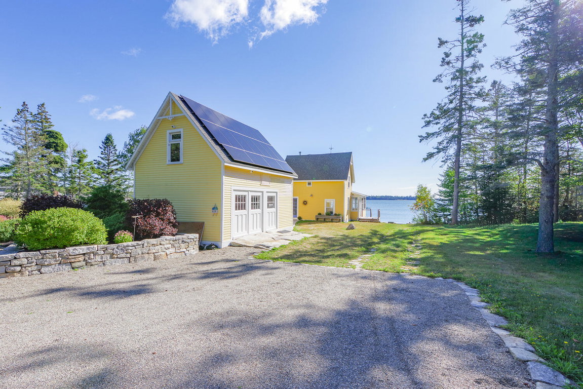 34 Ginn Point Road Owls Head