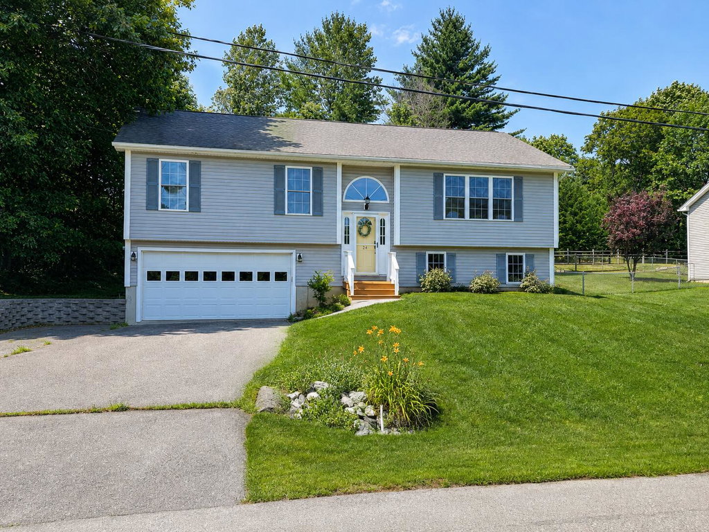 24 Marion Drive Hampden