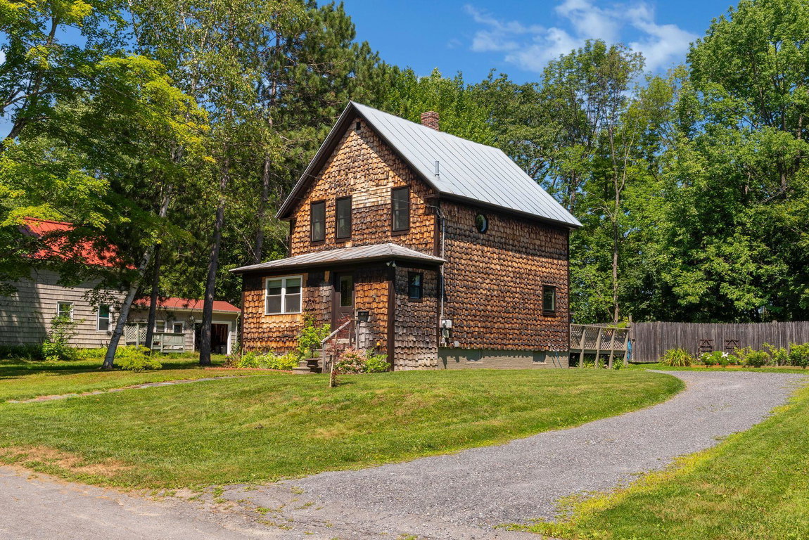 7 Edgewood Street Waterville