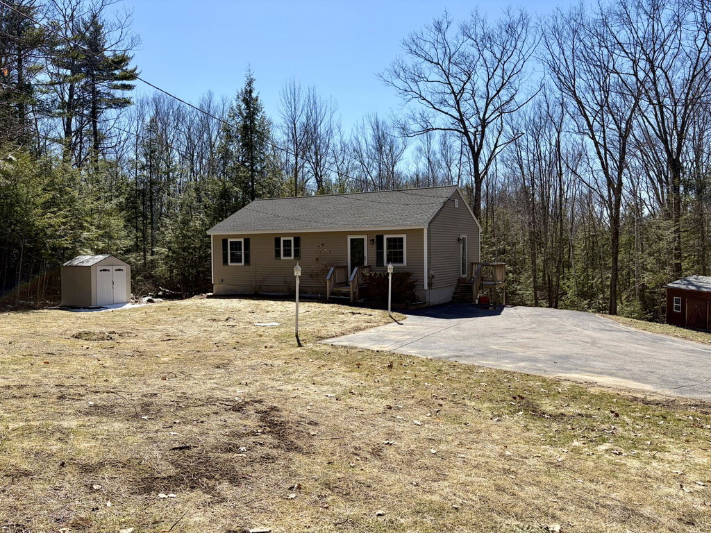 277 River Road Standish