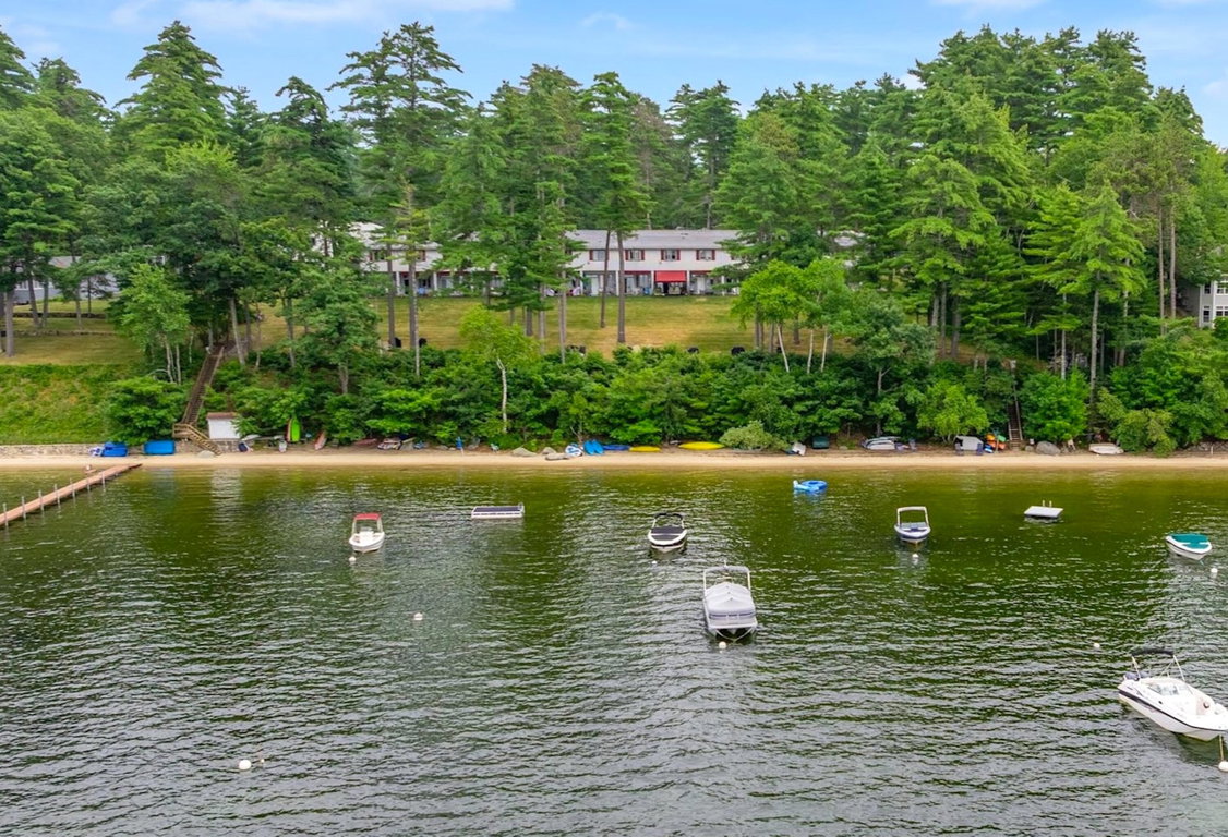 1112 Roosevelt Trail Windham