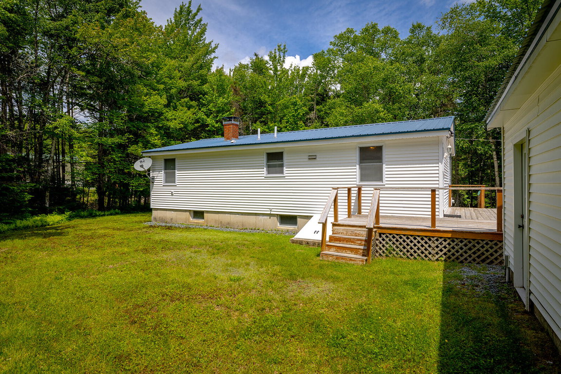 39-482 West Bay Road-DTP_websize
