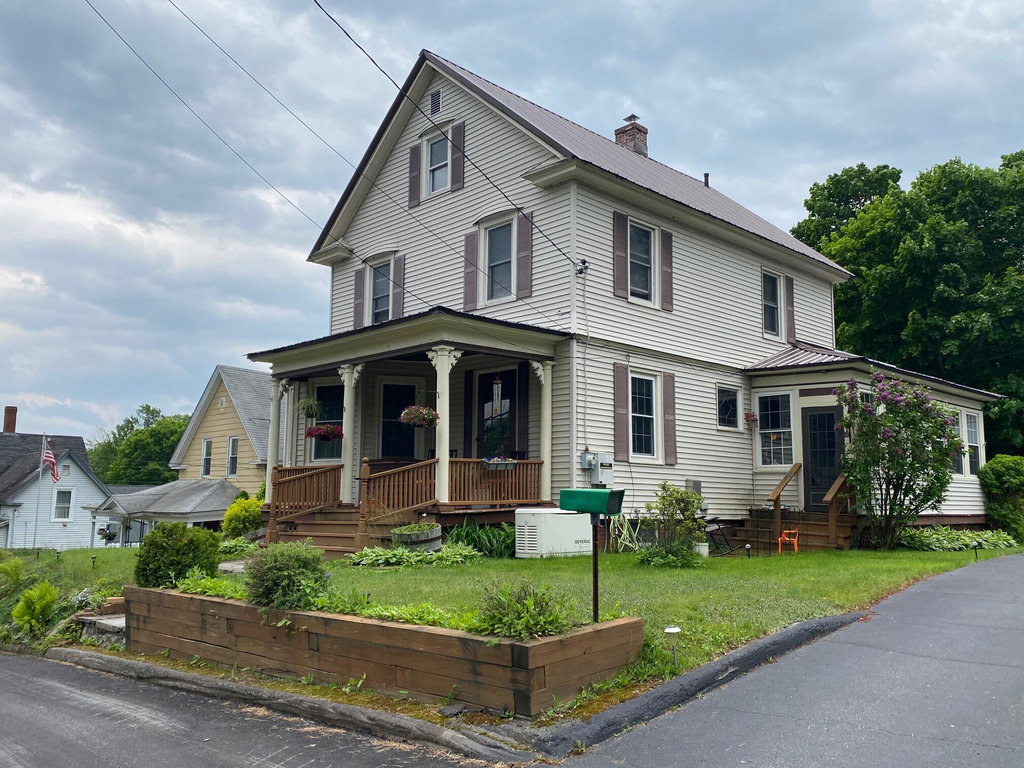 332 Pritham Avenue Greenville