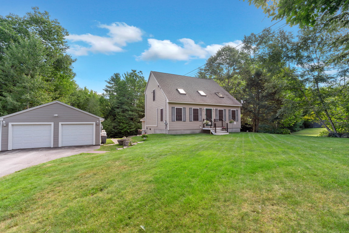 49 Holden Hills Bridgton