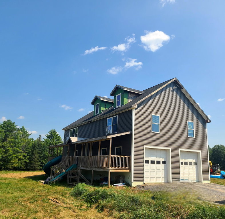 24 Fickett Lane Solon