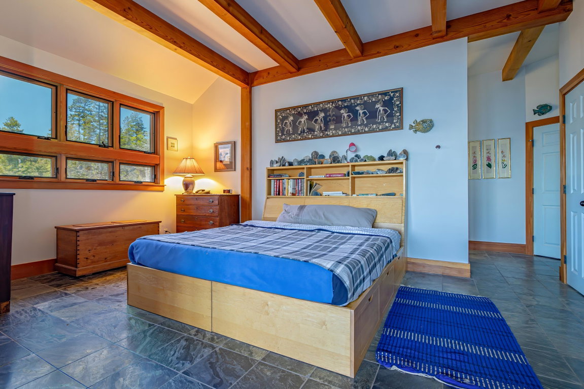 24-360 Red Point Road-DTP