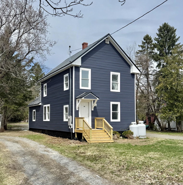 33 Dyer Street Presque Isle