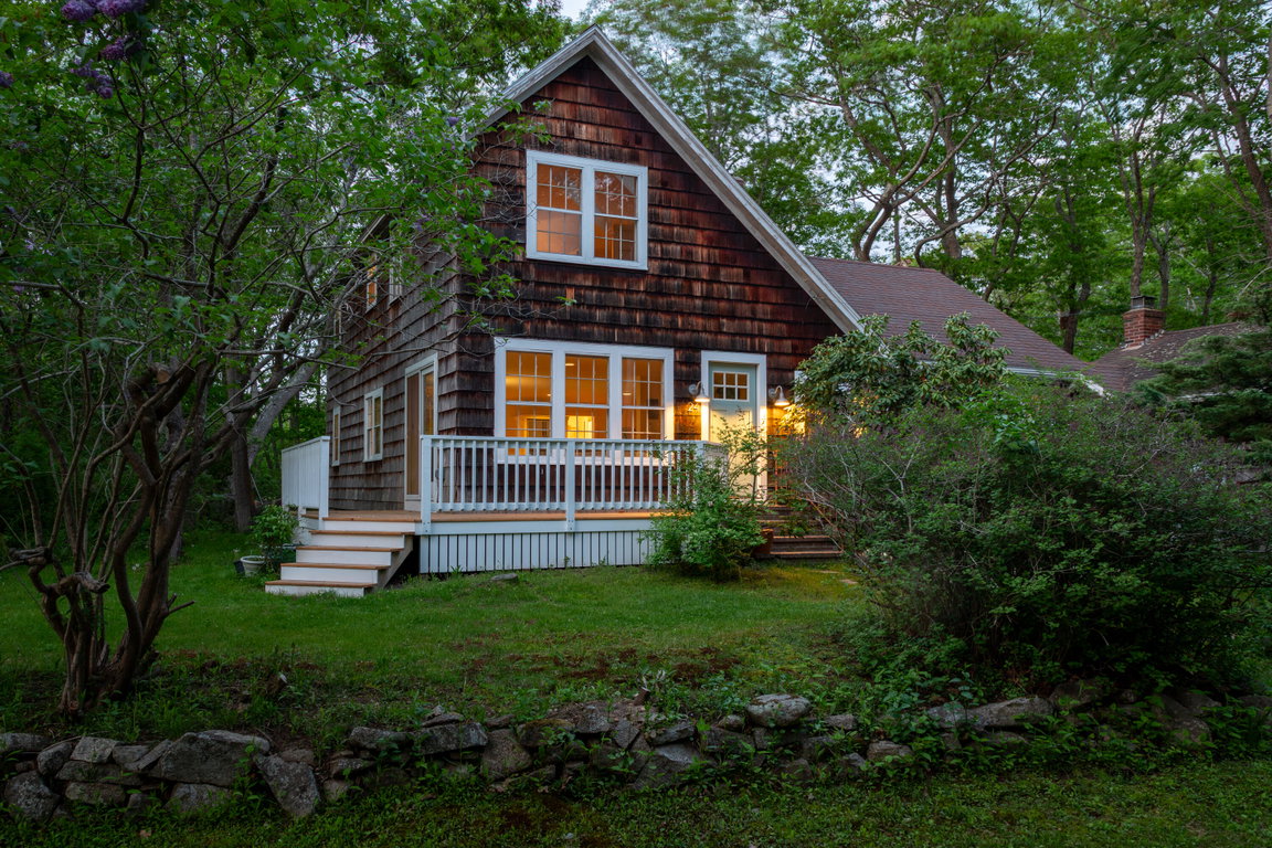 24 Maddox Pond Road Biddeford