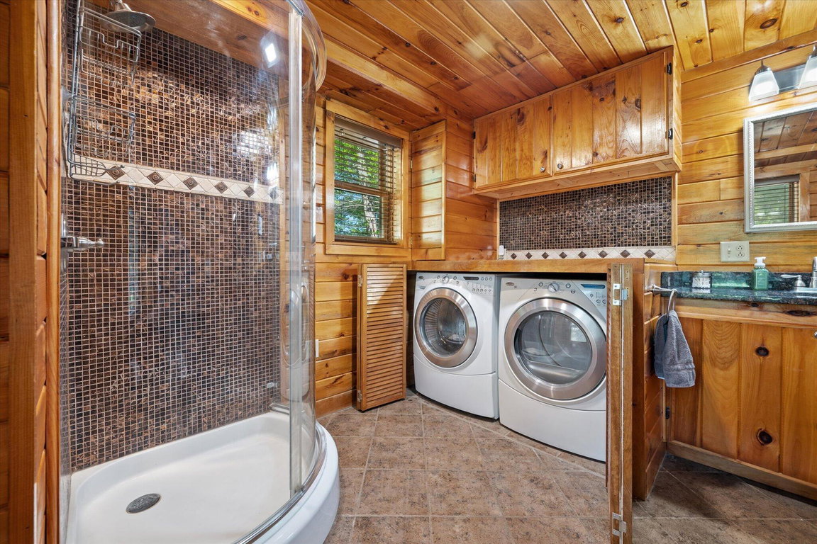 26-Bathroom, Laundry